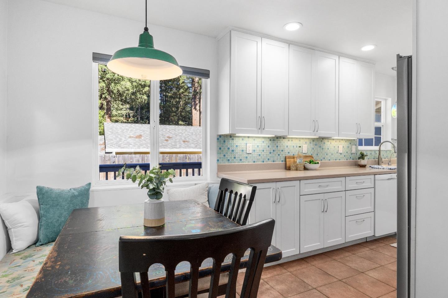 Detail Gallery Image 8 of 40 For 5324 Plateau Dr, Felton,  CA 95018 - 3 Beds | 2 Baths