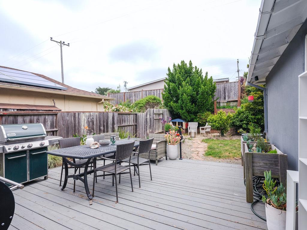 Detail Gallery Image 18 of 22 For 1087 Rio Vista Dr, Pacifica,  CA 94044 - 3 Beds | 2 Baths