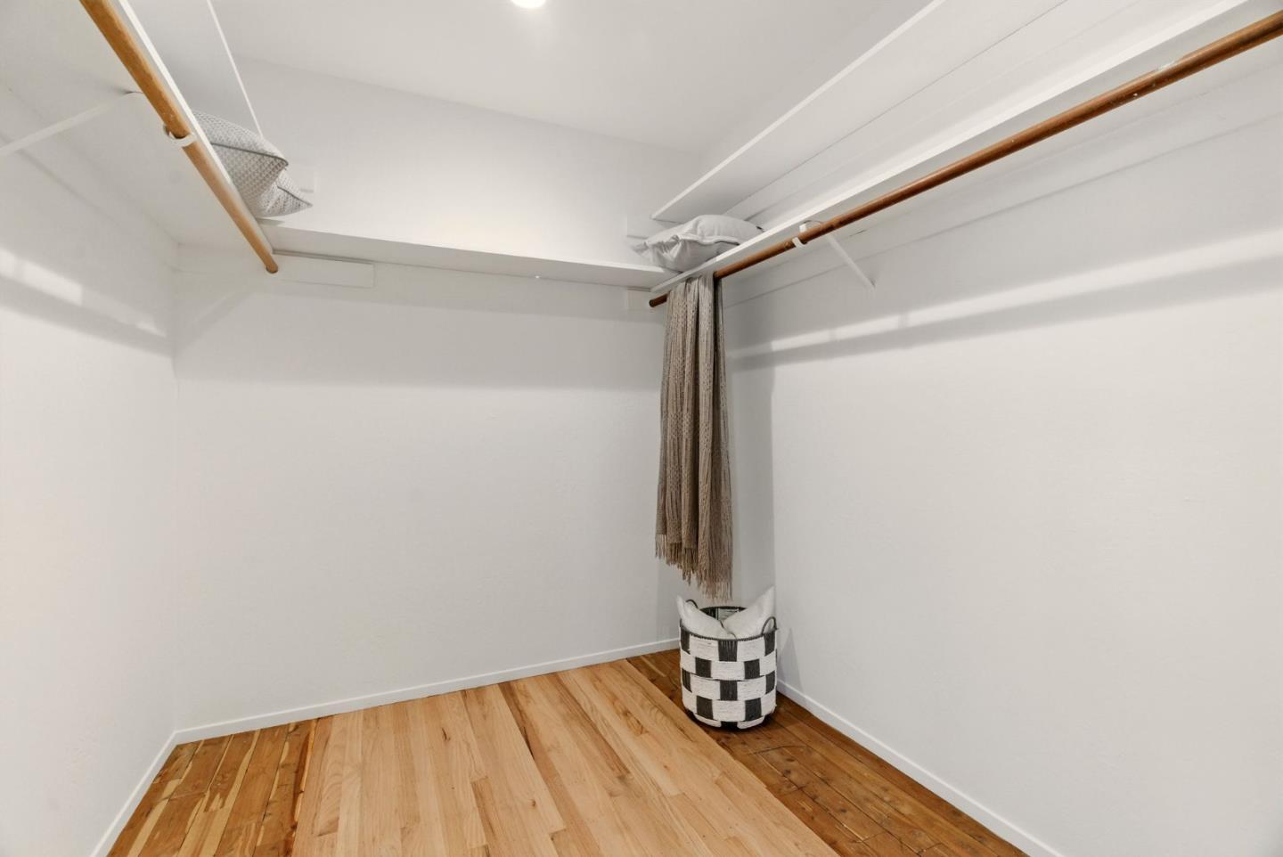 Detail Gallery Image 27 of 40 For 6293 Tracel Dr, San Jose,  CA 95129 - 3 Beds | 2/1 Baths