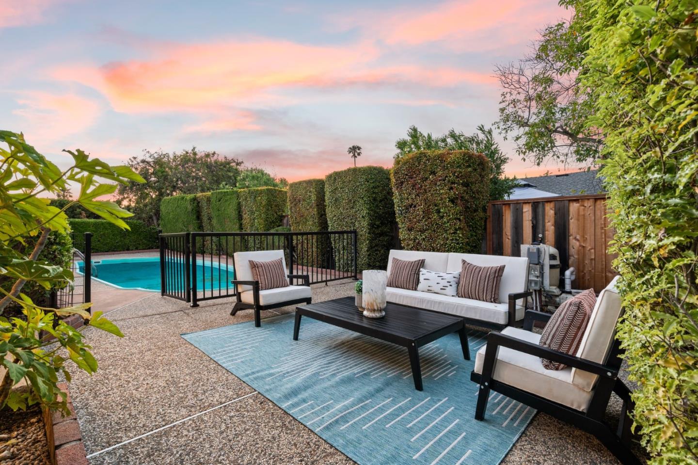 Detail Gallery Image 7 of 40 For 6293 Tracel Dr, San Jose,  CA 95129 - 3 Beds | 2/1 Baths