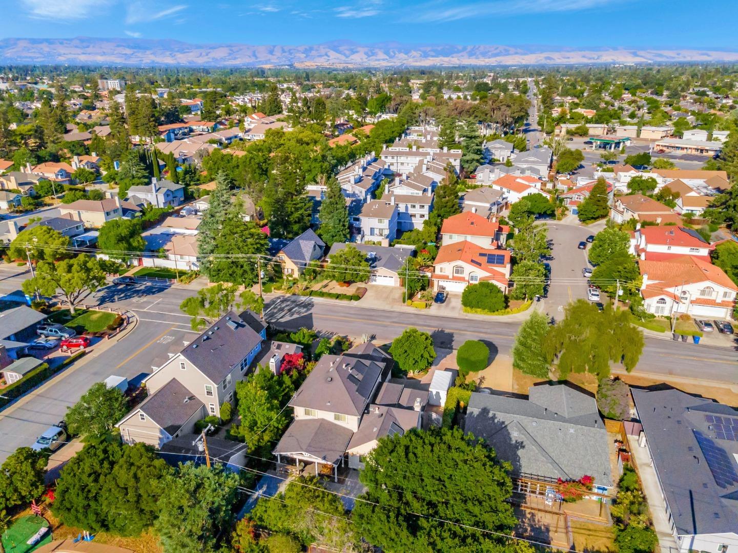 Detail Gallery Image 67 of 70 For 1905 White Oaks Rd, Campbell,  CA 95008 - 5 Beds | 4 Baths