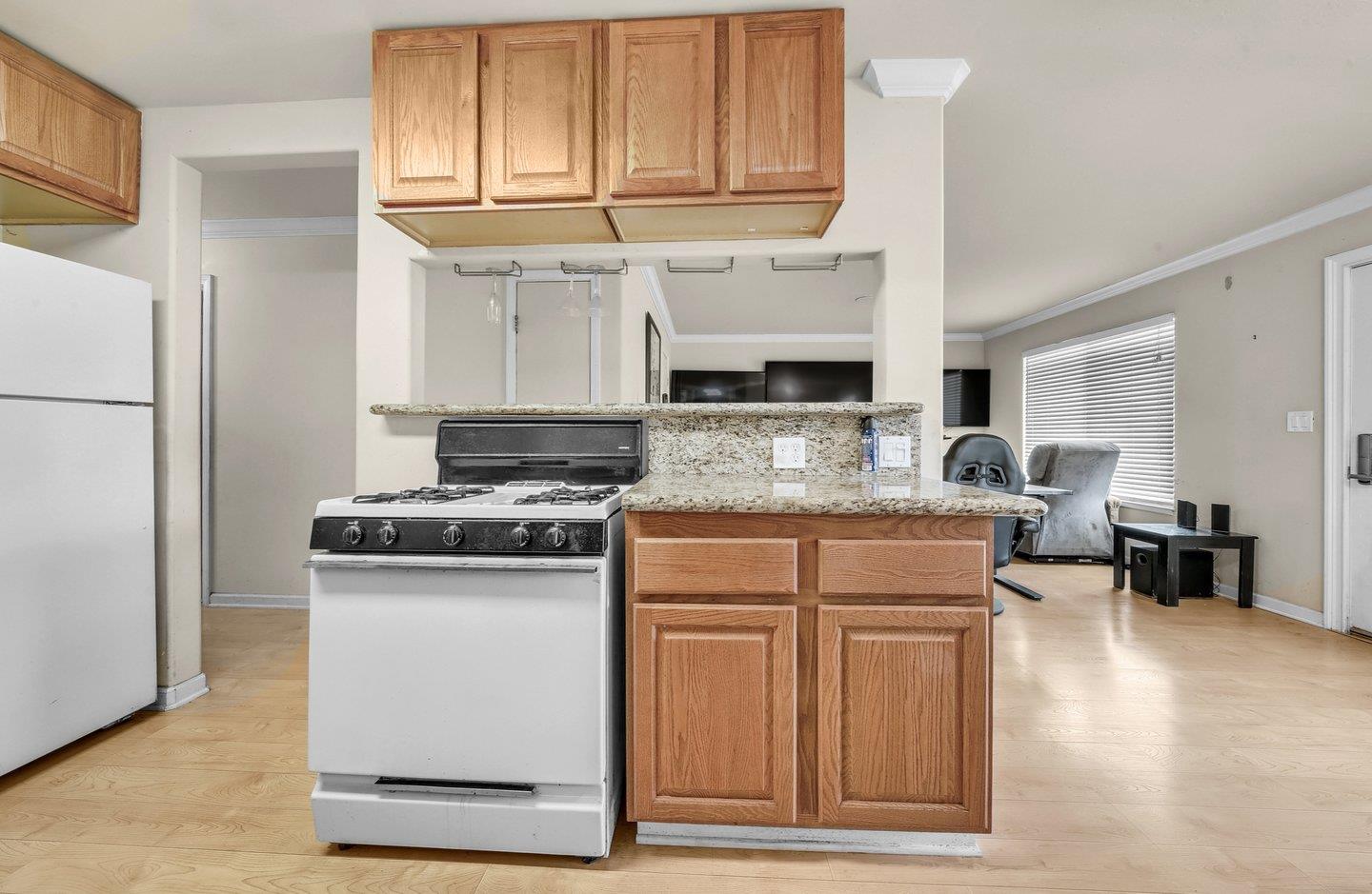 Detail Gallery Image 6 of 26 For 2989 Betsy Way, San Jose,  CA 95133 - 3 Beds | 2 Baths