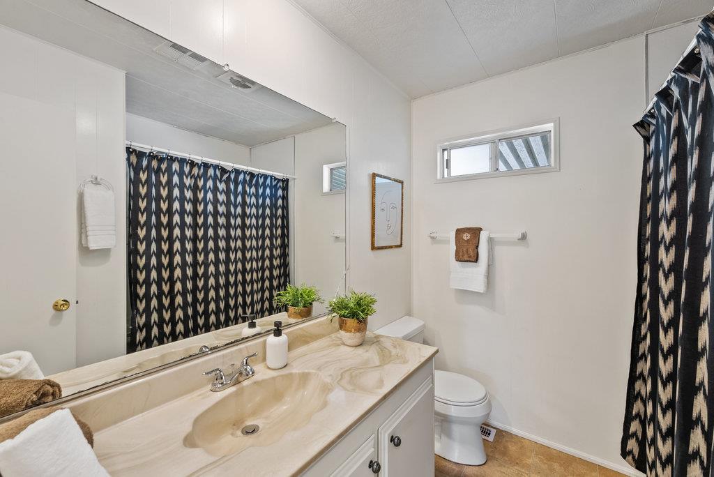 Detail Gallery Image 10 of 25 For 1555 Merrill St #139,  Santa Cruz,  CA 95062 - 2 Beds | 2 Baths