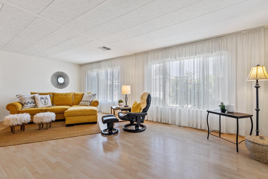 Detail Gallery Image 3 of 25 For 1555 Merrill St #139,  Santa Cruz,  CA 95062 - 2 Beds | 2 Baths