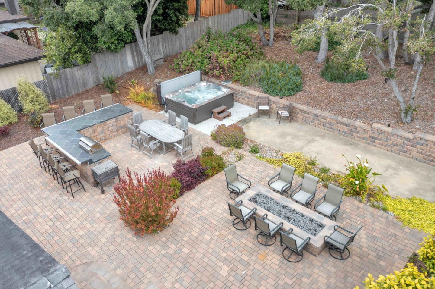 Detail Gallery Image 19 of 34 For 1067 Ortega Rd, Pebble Beach,  CA 93953 - 5 Beds | 3 Baths