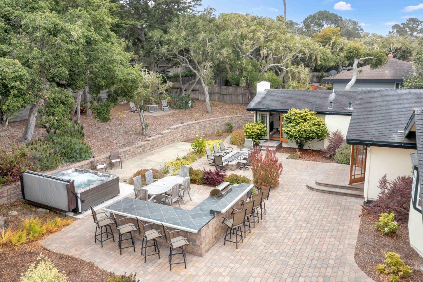 Detail Gallery Image 20 of 34 For 1067 Ortega Rd, Pebble Beach,  CA 93953 - 5 Beds | 3 Baths