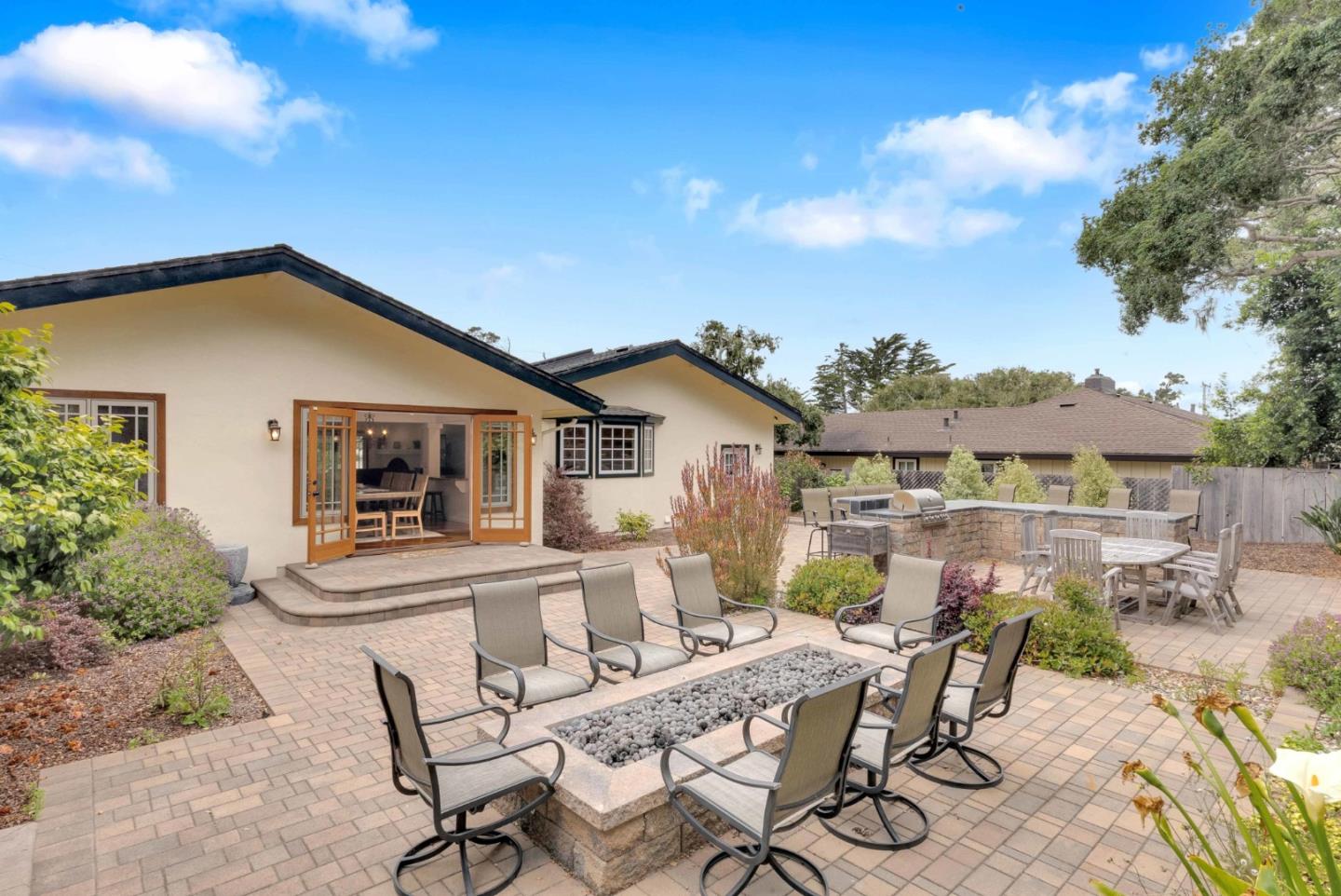 Detail Gallery Image 22 of 34 For 1067 Ortega Rd, Pebble Beach,  CA 93953 - 5 Beds | 3 Baths