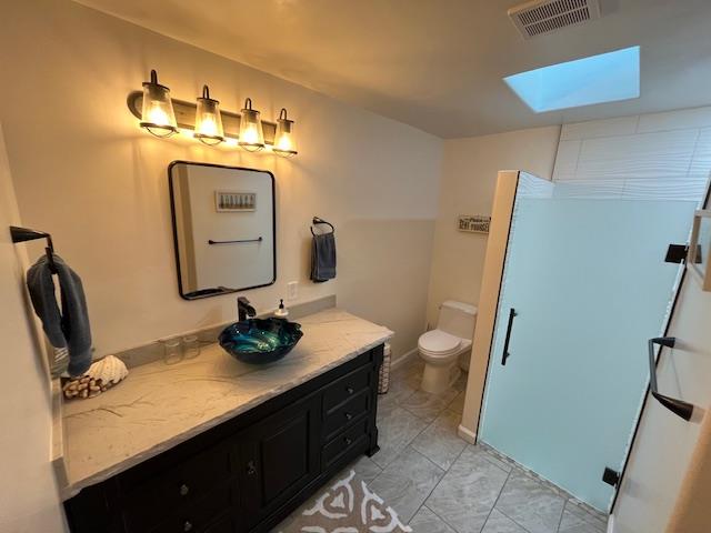 Detail Gallery Image 8 of 14 For 1067 Ortega Rd, Pebble Beach,  CA 93953 - 5 Beds | 3 Baths
