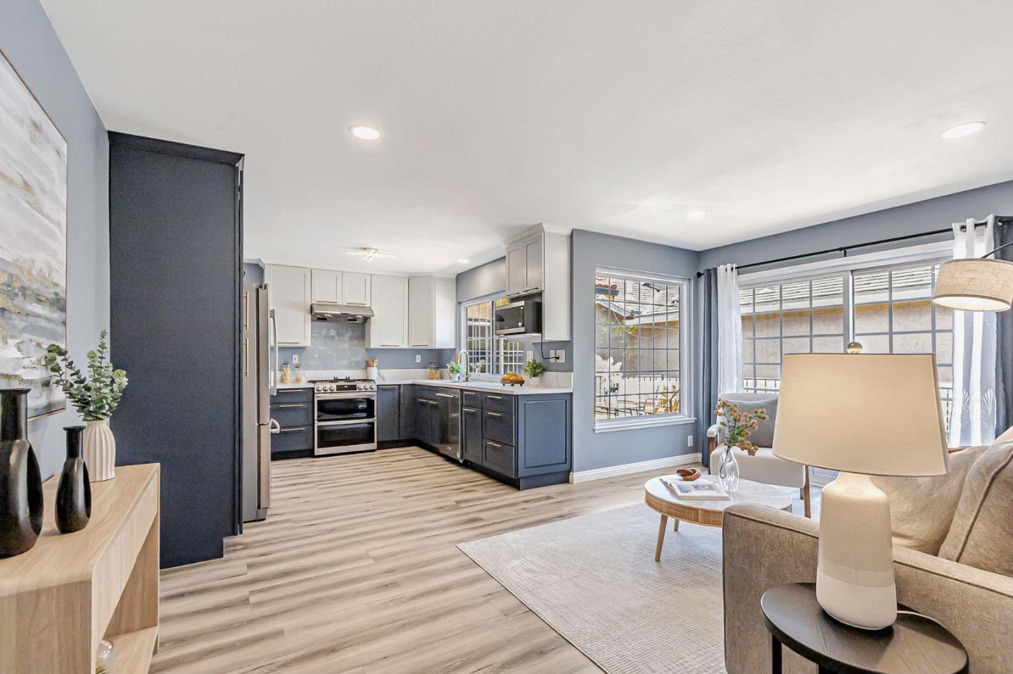 Detail Gallery Image 10 of 42 For 1536 Camino Cerrado, San Jose,  CA 95128 - 4 Beds | 2 Baths
