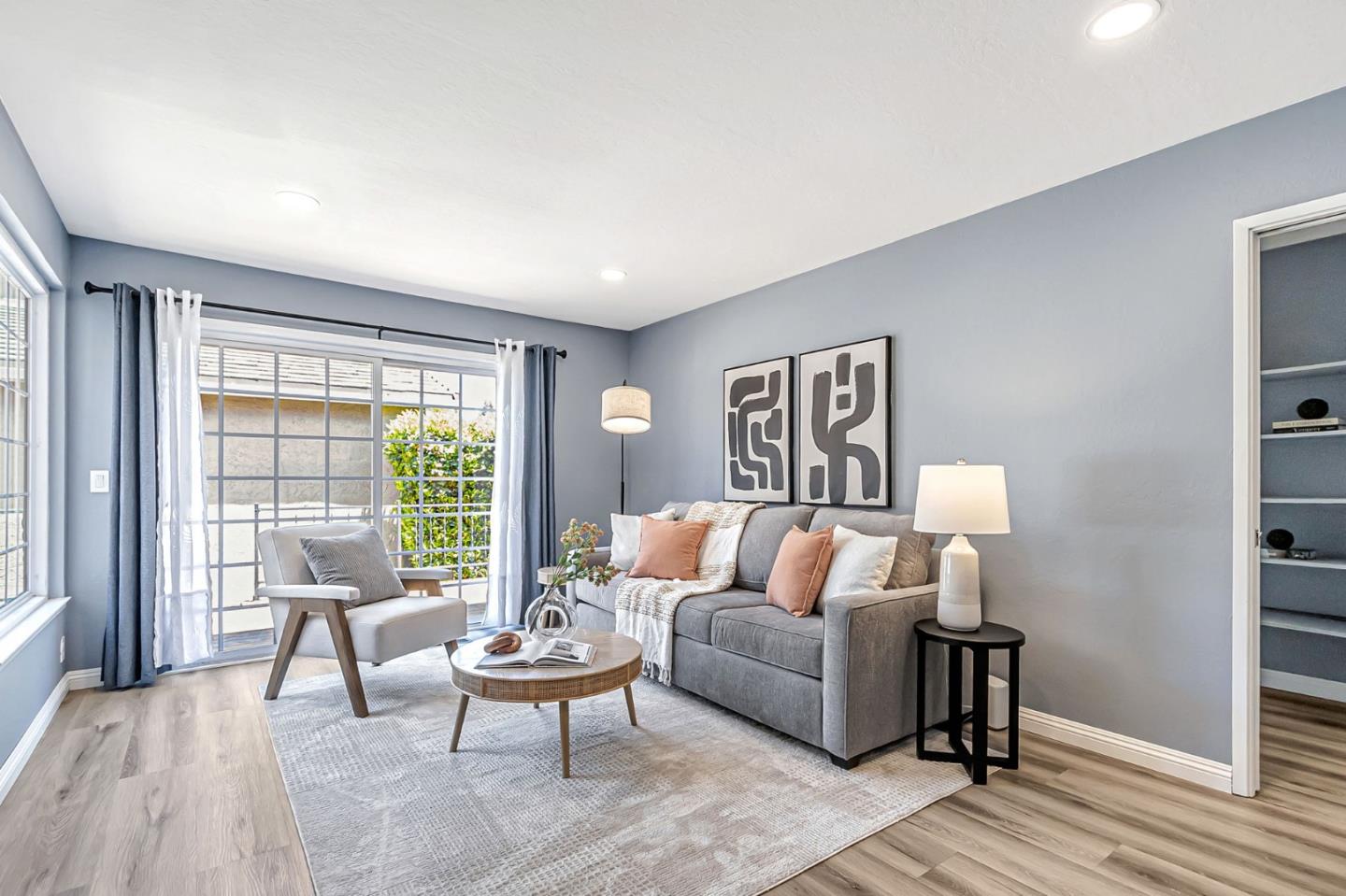 Detail Gallery Image 14 of 42 For 1536 Camino Cerrado, San Jose,  CA 95128 - 4 Beds | 2 Baths