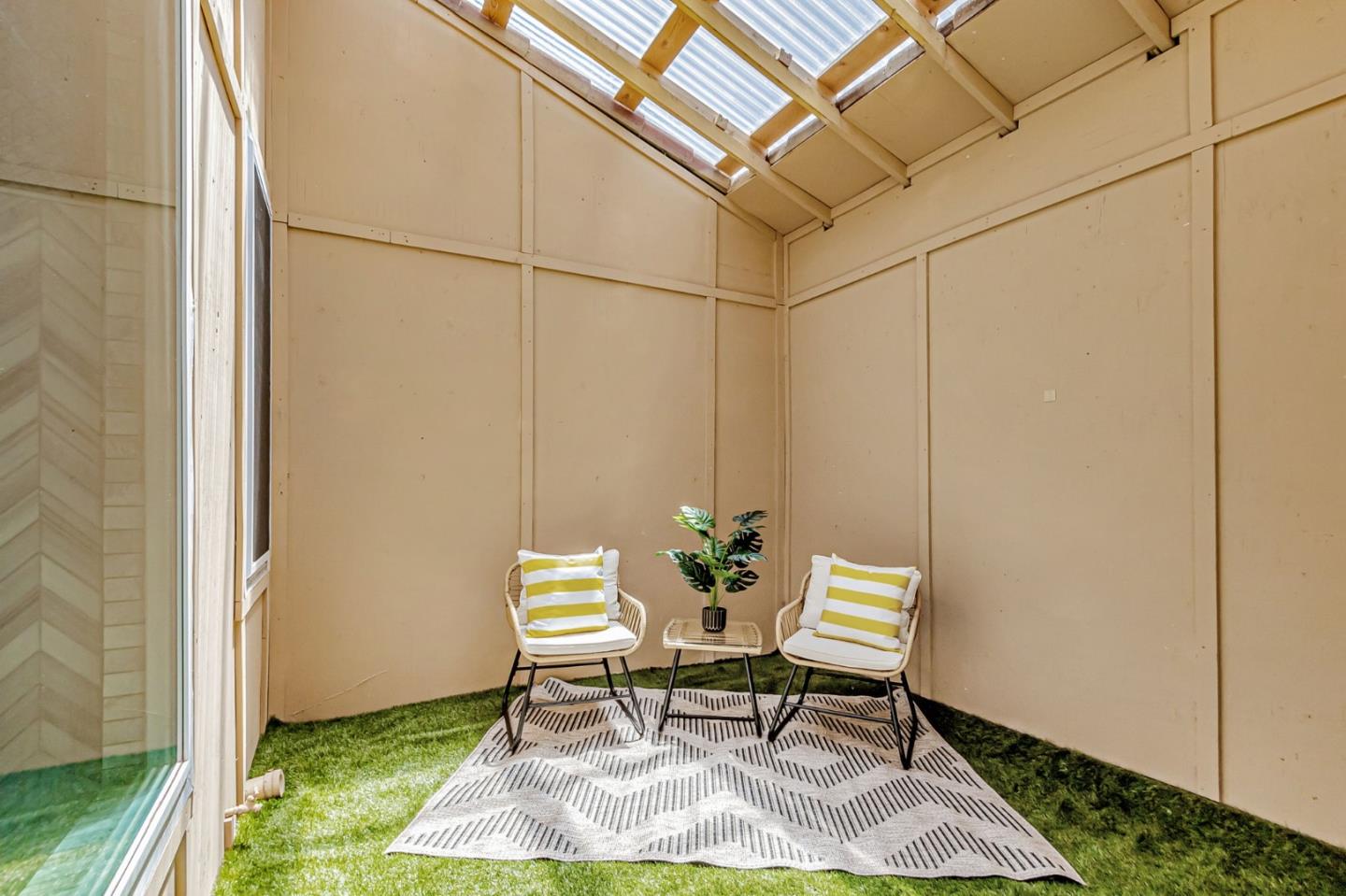 Detail Gallery Image 22 of 42 For 1536 Camino Cerrado, San Jose,  CA 95128 - 4 Beds | 2 Baths