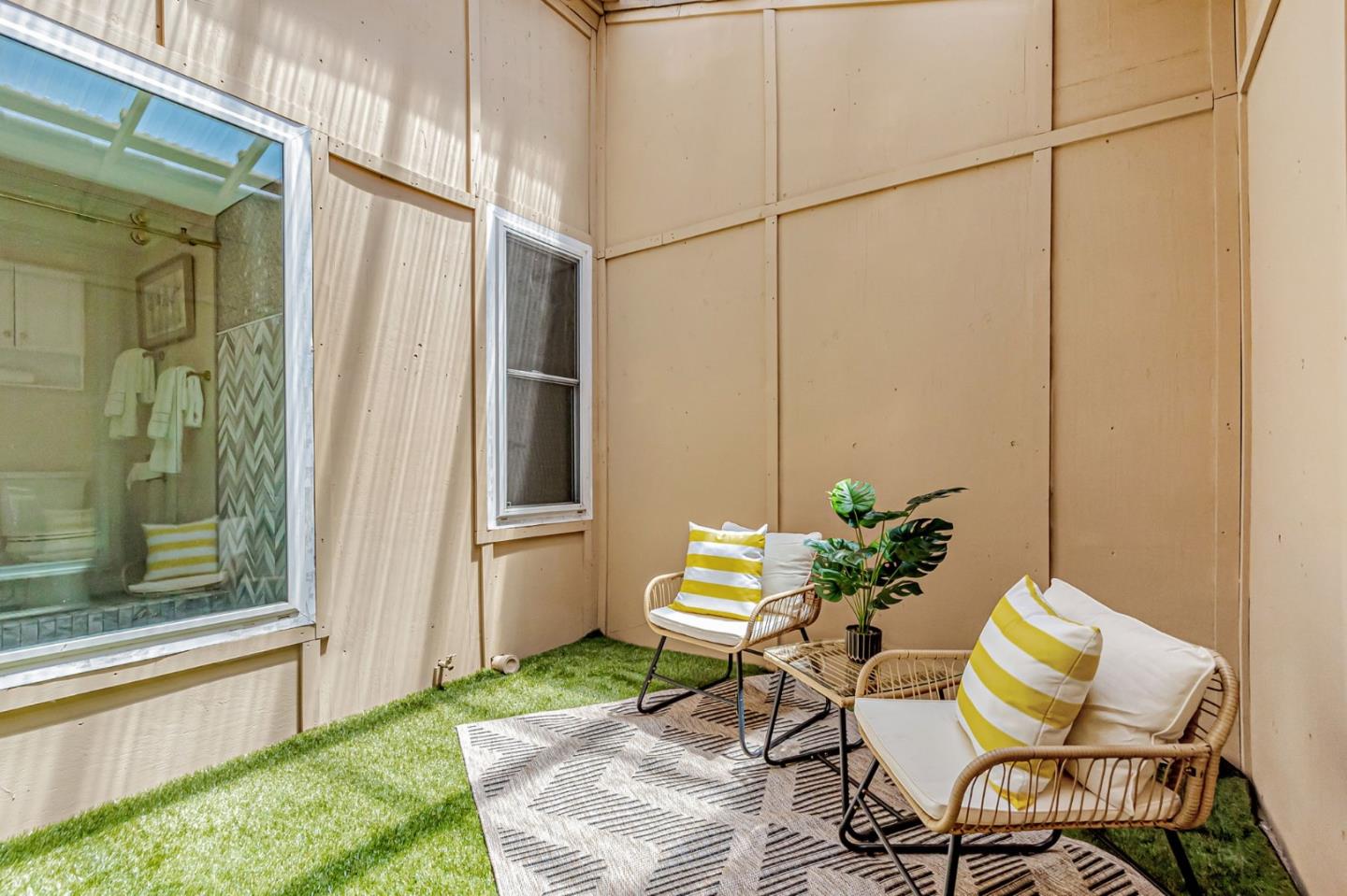 Detail Gallery Image 23 of 42 For 1536 Camino Cerrado, San Jose,  CA 95128 - 4 Beds | 2 Baths
