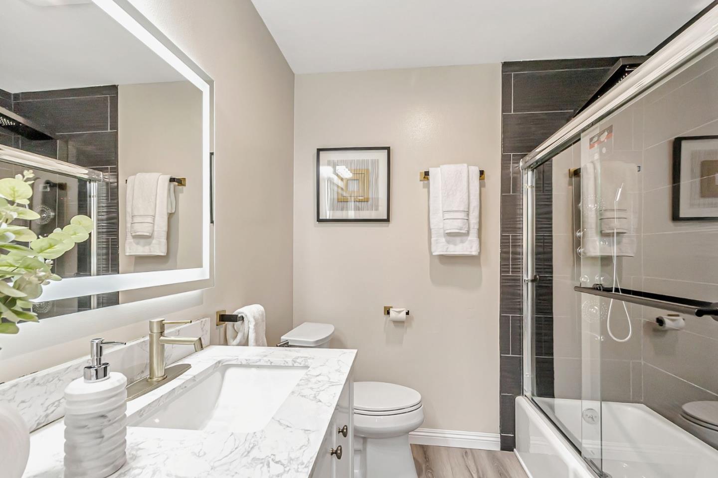 Detail Gallery Image 34 of 42 For 1536 Camino Cerrado, San Jose,  CA 95128 - 4 Beds | 2 Baths