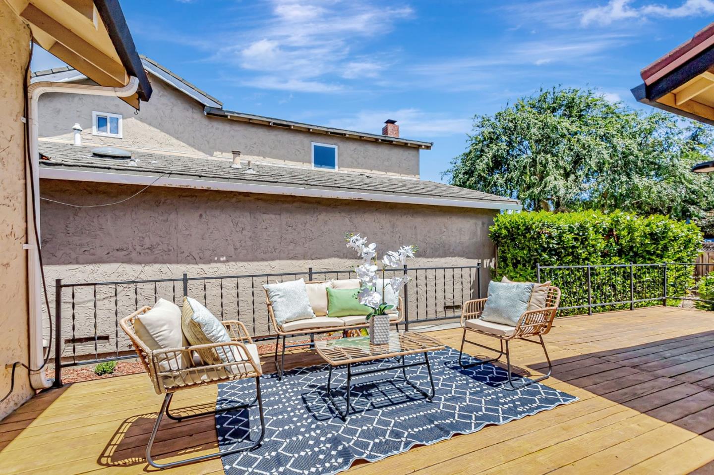 Detail Gallery Image 37 of 42 For 1536 Camino Cerrado, San Jose,  CA 95128 - 4 Beds | 2 Baths