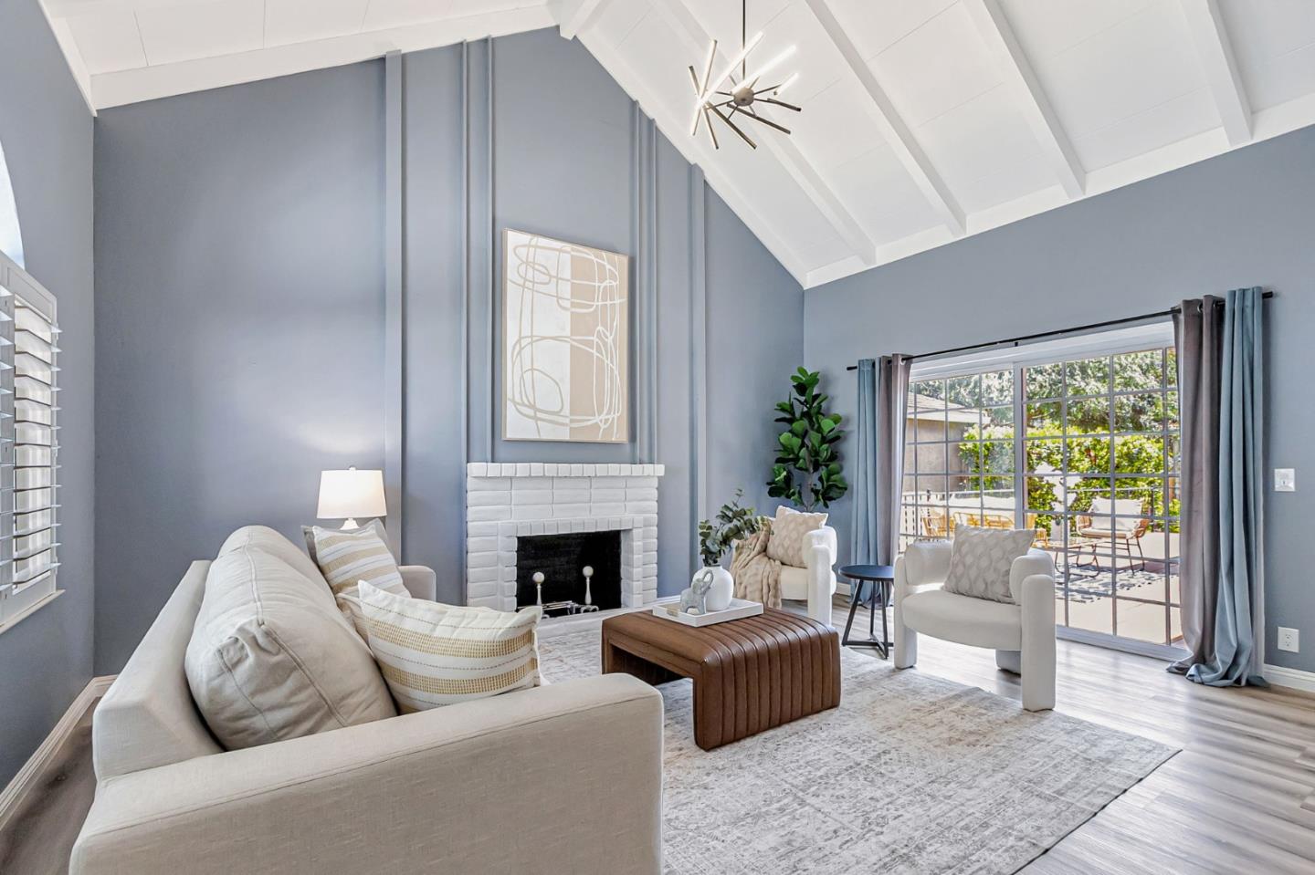 Detail Gallery Image 4 of 42 For 1536 Camino Cerrado, San Jose,  CA 95128 - 4 Beds | 2 Baths