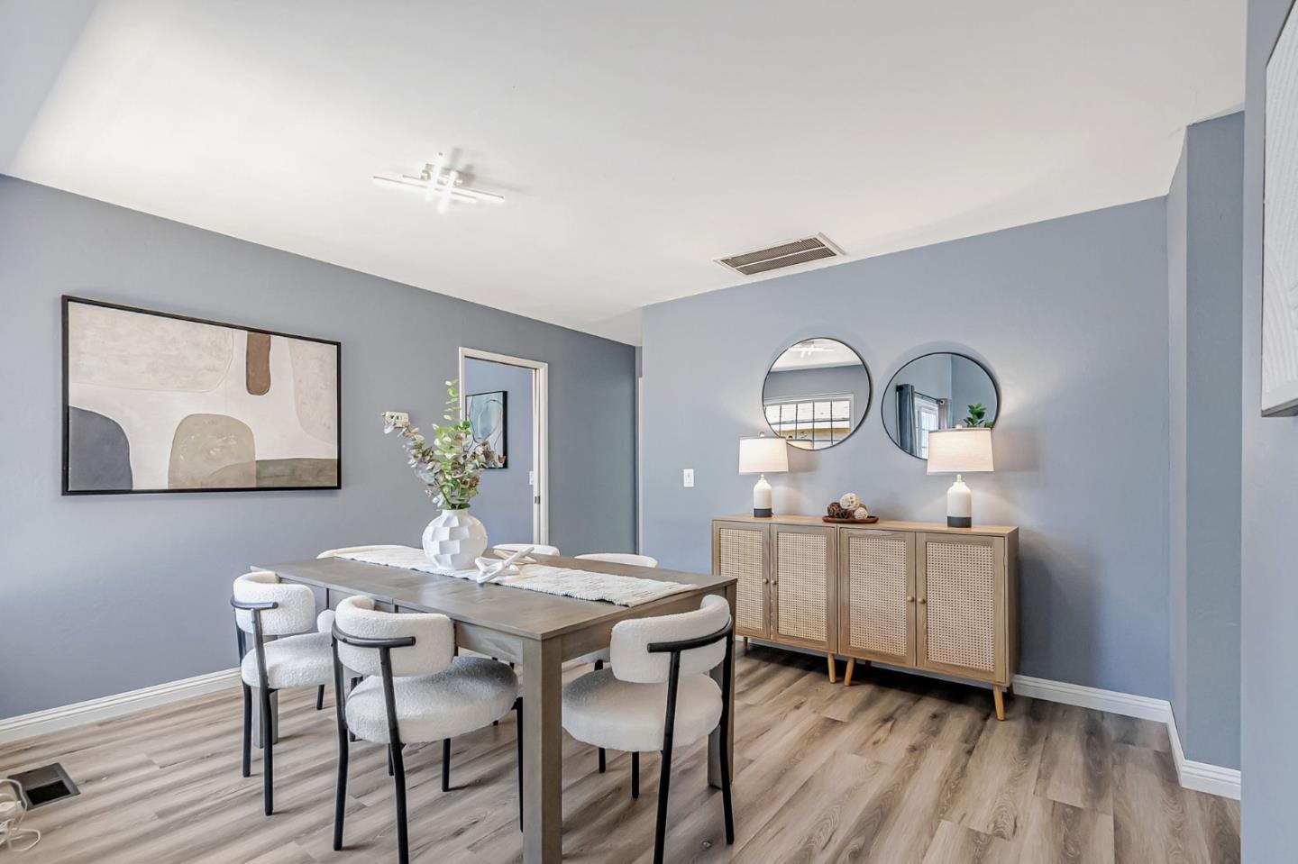 Detail Gallery Image 7 of 42 For 1536 Camino Cerrado, San Jose,  CA 95128 - 4 Beds | 2 Baths