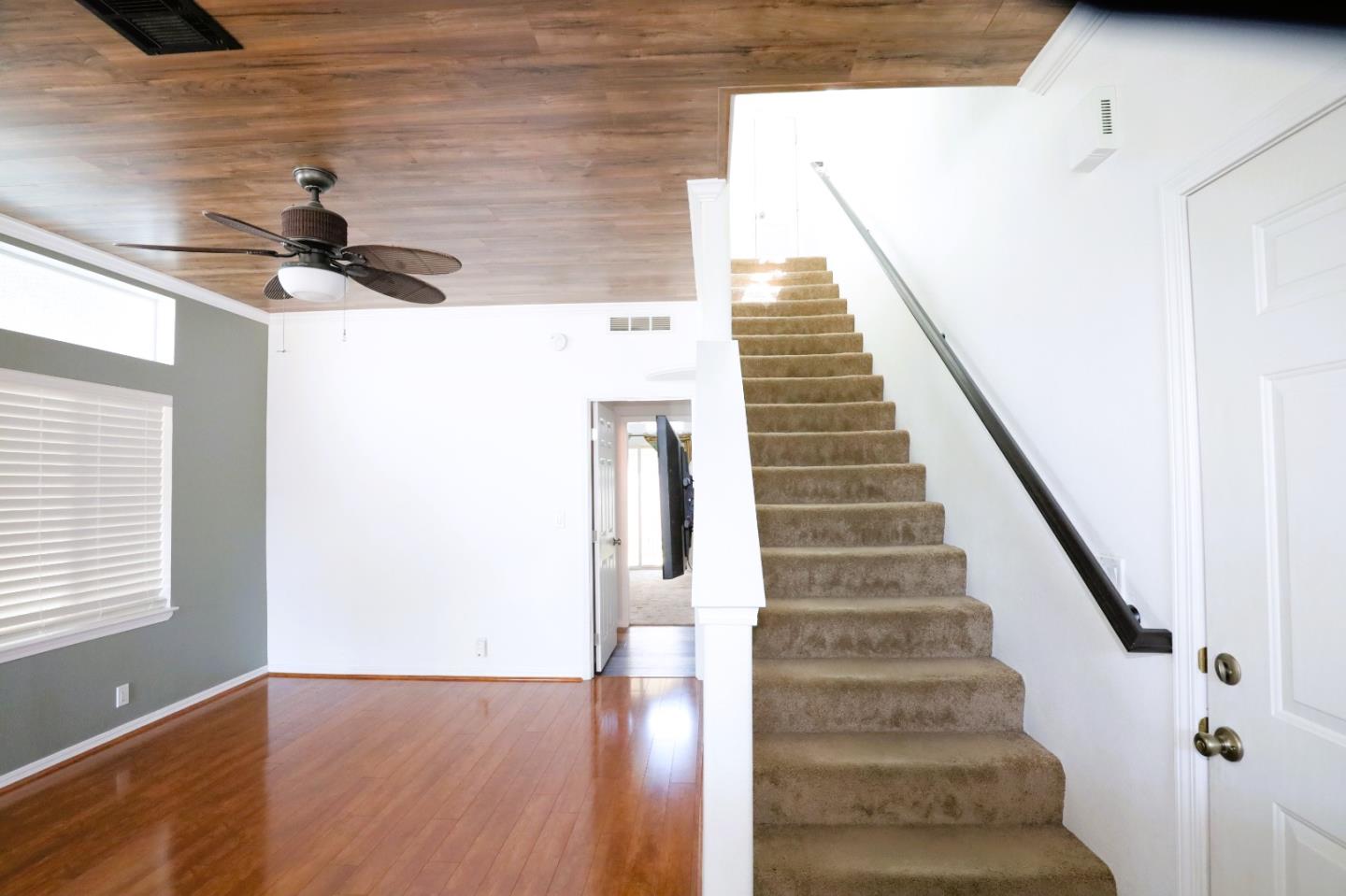 Detail Gallery Image 16 of 38 For 14685 Oka #15,  Los Gatos,  CA 95032 - 3 Beds | 2 Baths