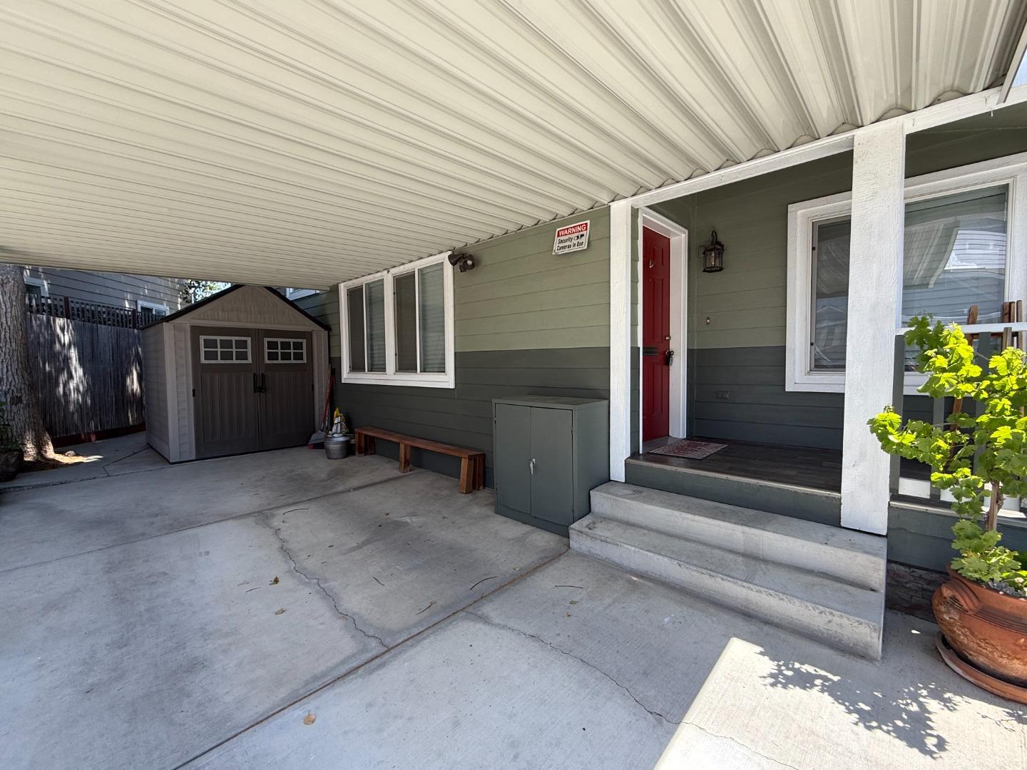 Detail Gallery Image 3 of 38 For 14685 Oka #15,  Los Gatos,  CA 95032 - 3 Beds | 2 Baths