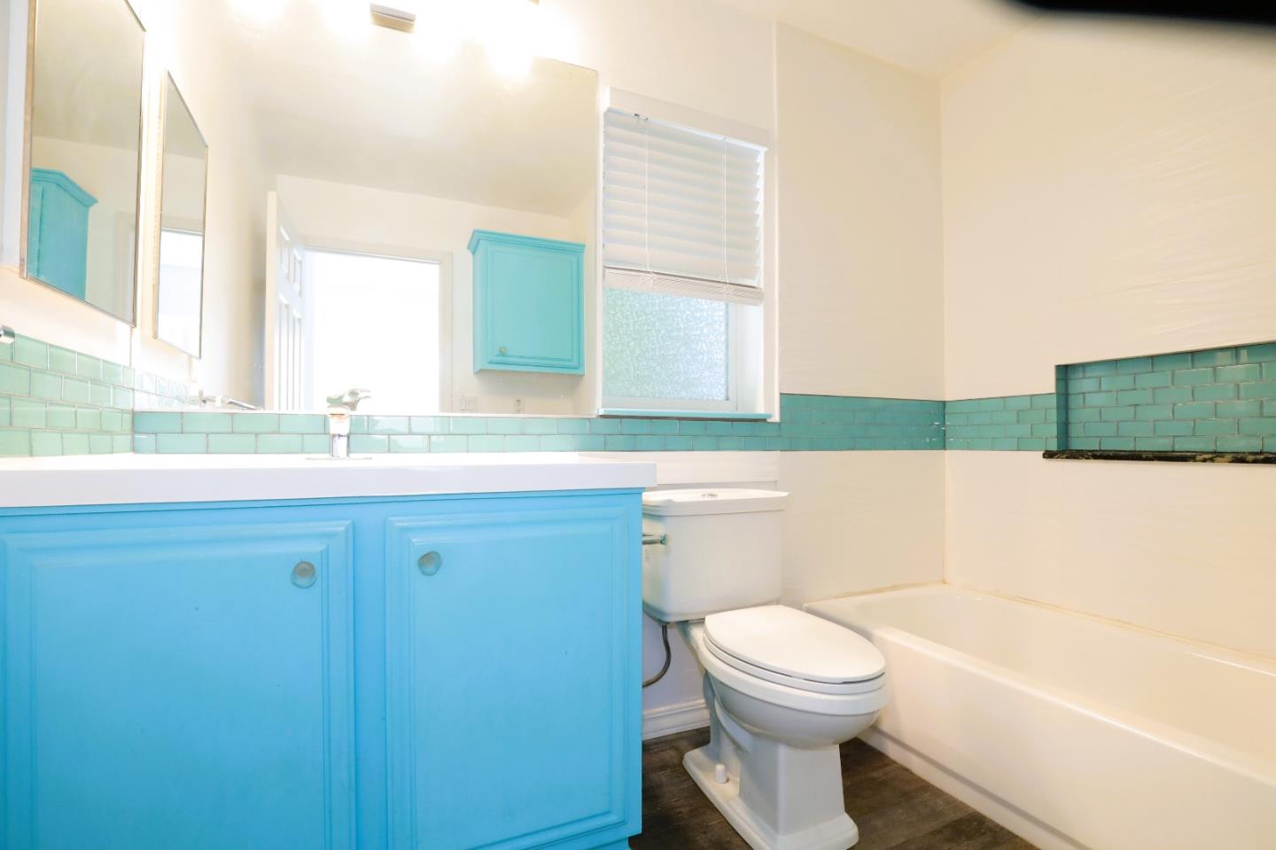 Detail Gallery Image 33 of 38 For 14685 Oka #15,  Los Gatos,  CA 95032 - 3 Beds | 2 Baths