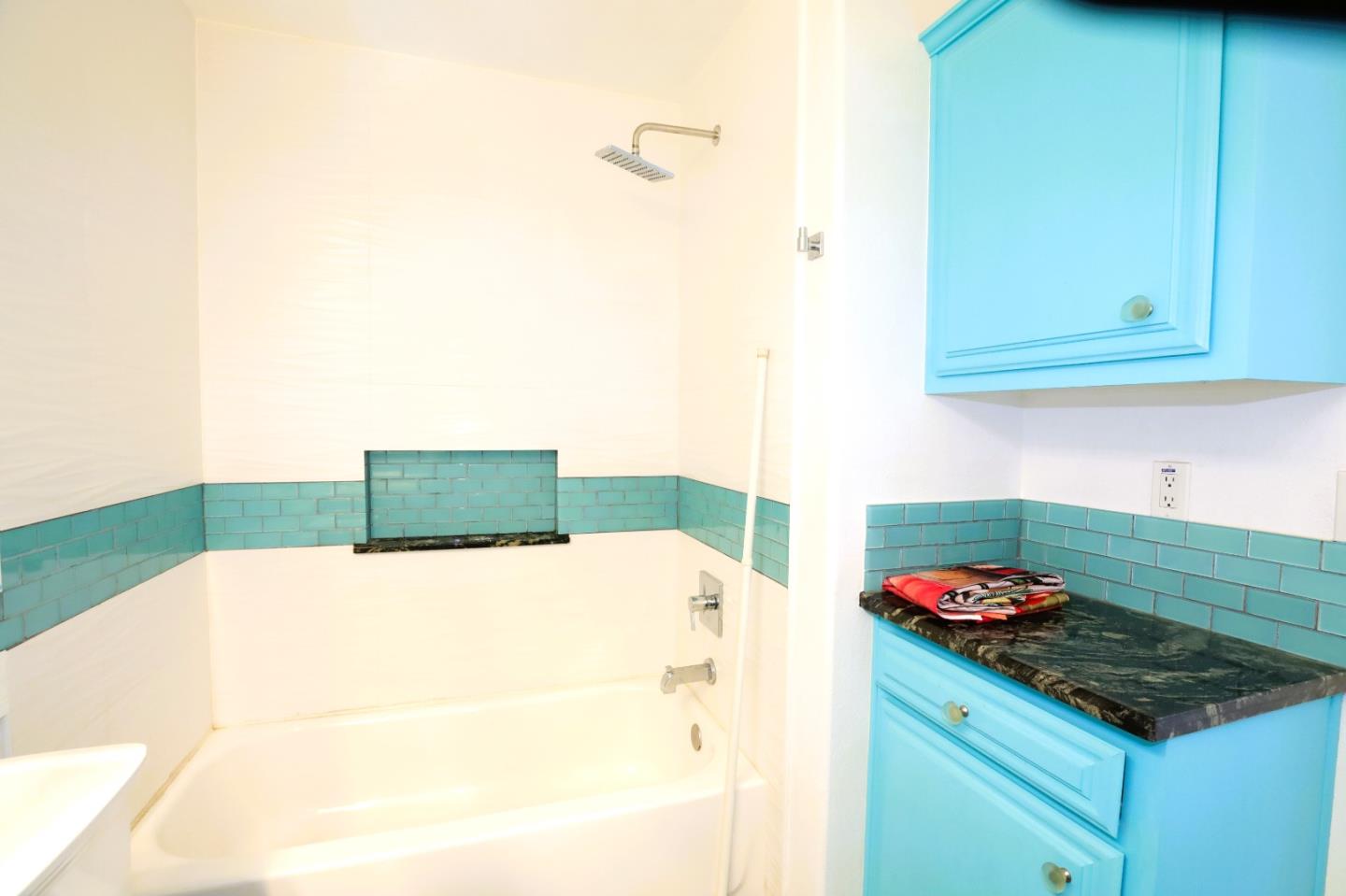 Detail Gallery Image 34 of 38 For 14685 Oka #15,  Los Gatos,  CA 95032 - 3 Beds | 2 Baths