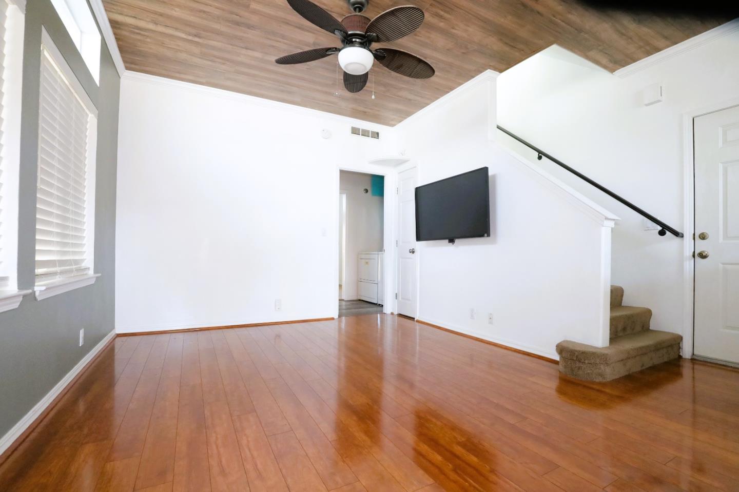 Detail Gallery Image 6 of 38 For 14685 Oka #15,  Los Gatos,  CA 95032 - 3 Beds | 2 Baths