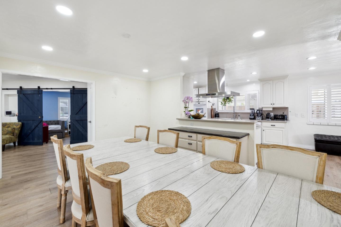 Detail Gallery Image 10 of 55 For 1445 Branham Ln, San Jose,  CA 95118 - 3 Beds | 2 Baths