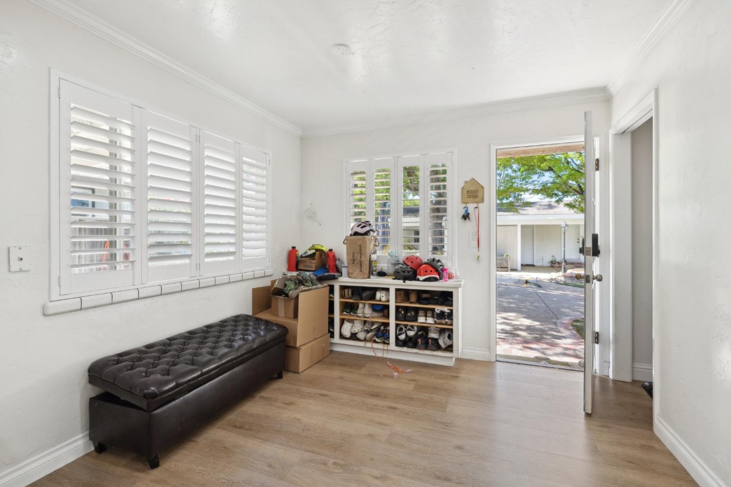 Detail Gallery Image 12 of 55 For 1445 Branham Ln, San Jose,  CA 95118 - 3 Beds | 2 Baths