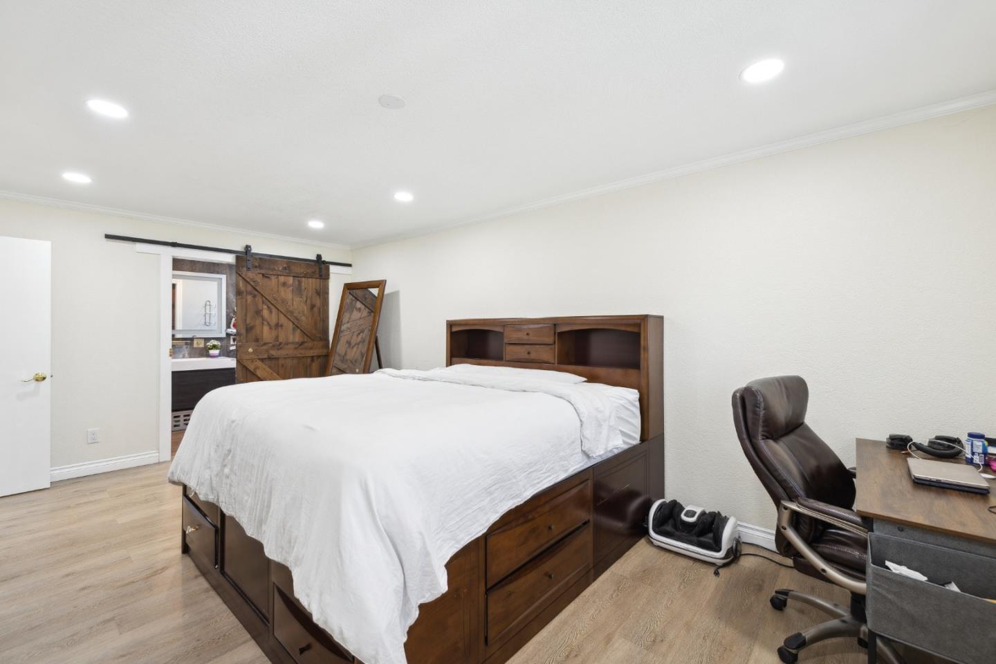 Detail Gallery Image 13 of 55 For 1445 Branham Ln, San Jose,  CA 95118 - 3 Beds | 2 Baths
