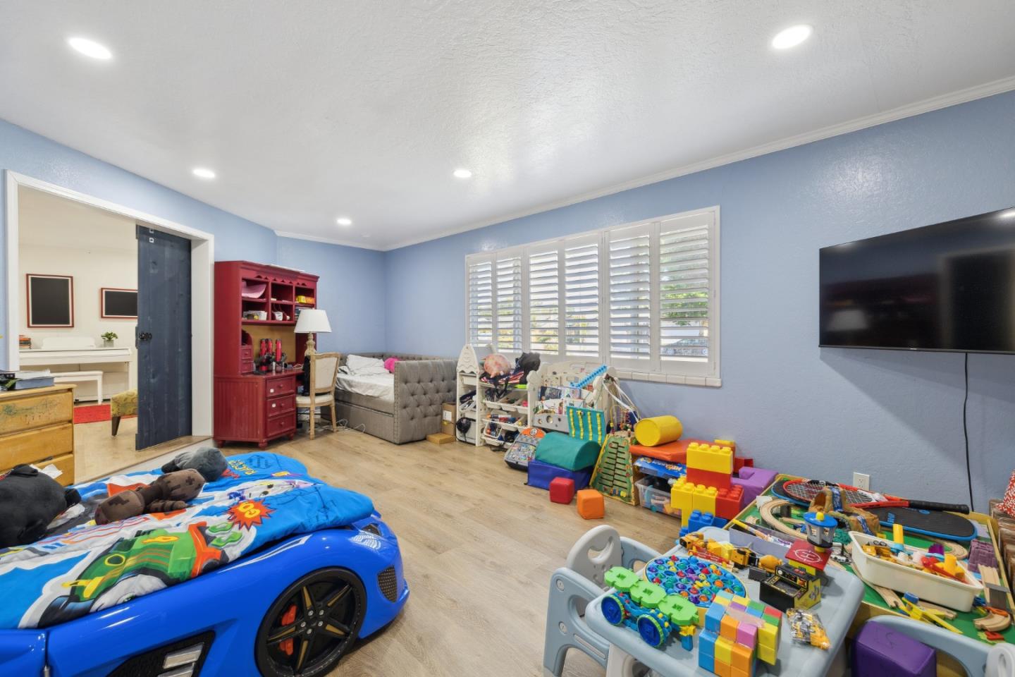 Detail Gallery Image 15 of 55 For 1445 Branham Ln, San Jose,  CA 95118 - 3 Beds | 2 Baths
