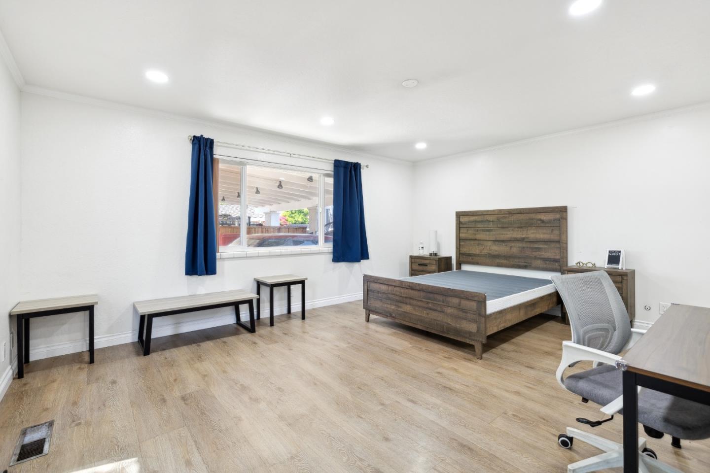 Detail Gallery Image 21 of 55 For 1445 Branham Ln, San Jose,  CA 95118 - 3 Beds | 2 Baths