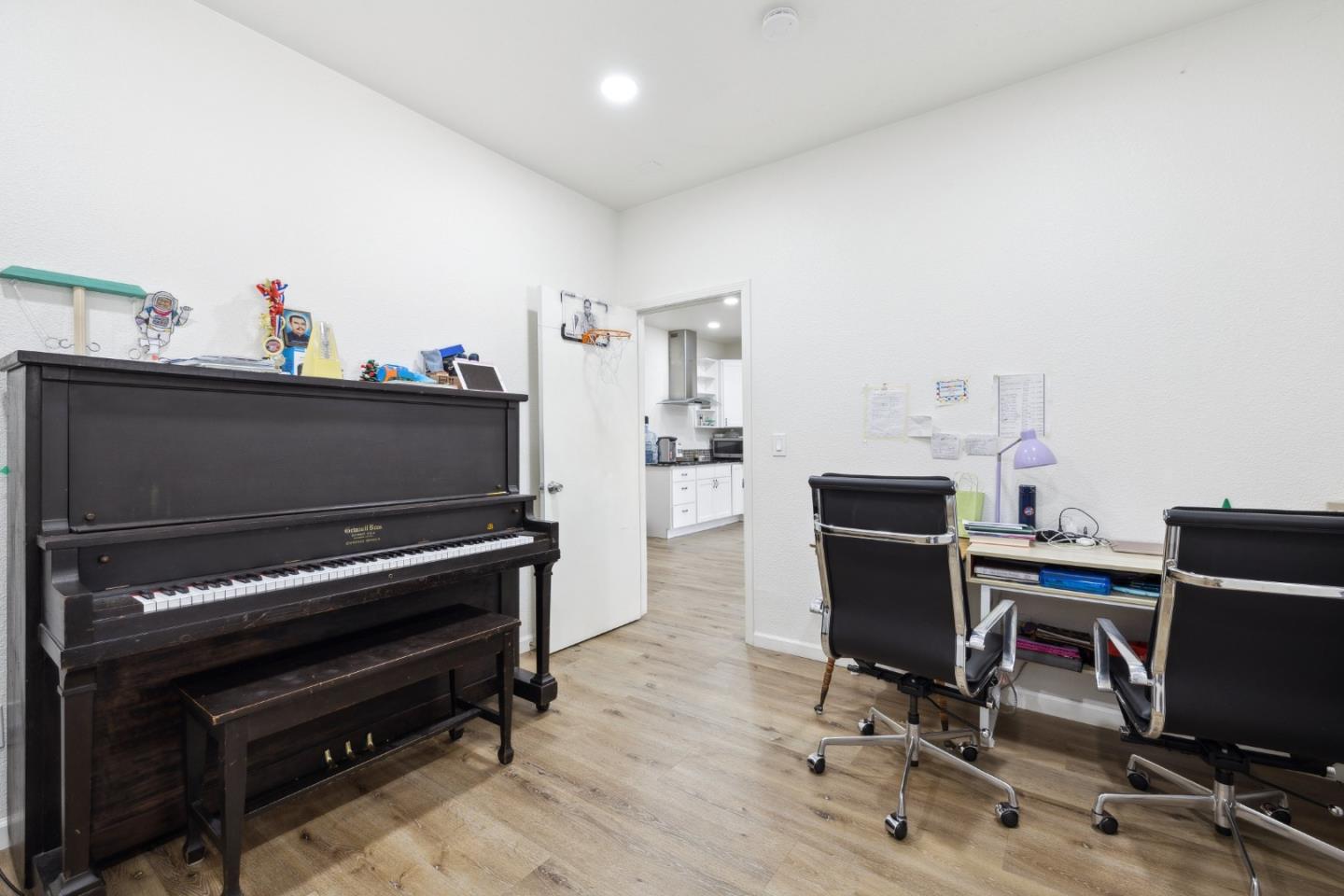 Detail Gallery Image 41 of 55 For 1445 Branham Ln, San Jose,  CA 95118 - 3 Beds | 2 Baths