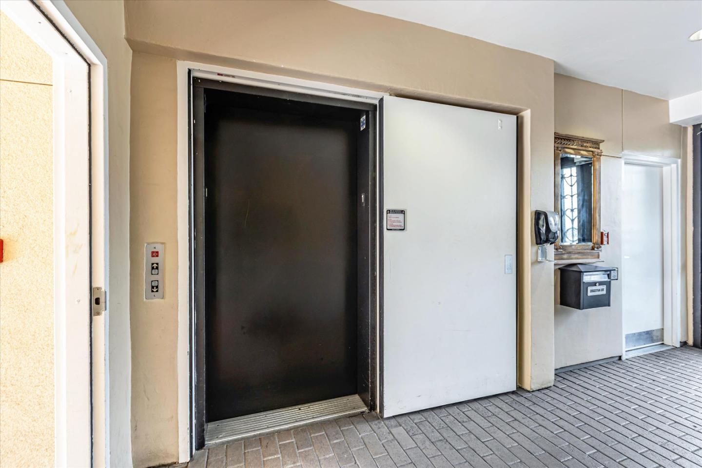 Detail Gallery Image 30 of 43 For 2255 Showers Dr #363,  Mountain View,  CA 94040 - 3 Beds | 3 Baths