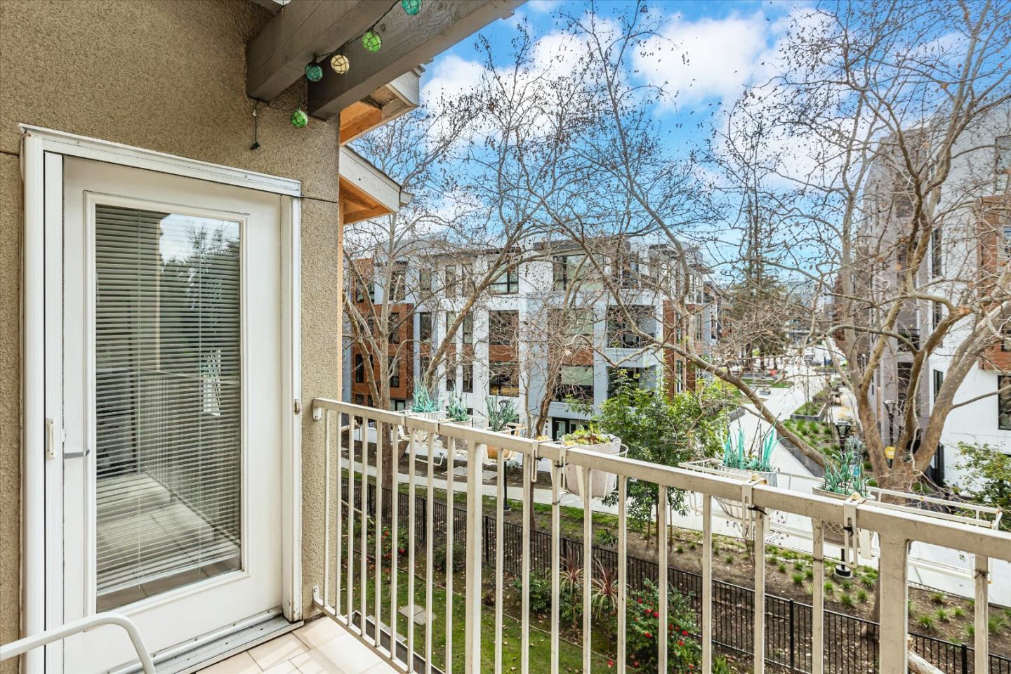 Detail Gallery Image 31 of 43 For 2255 Showers Dr #363,  Mountain View,  CA 94040 - 3 Beds | 3 Baths