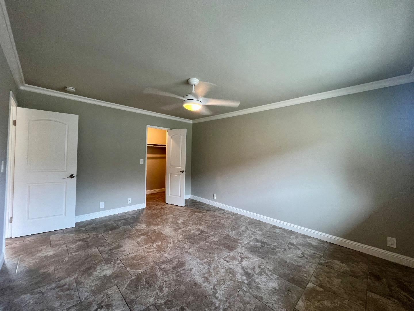 Detail Gallery Image 10 of 14 For 1840 Southwest Expy #4,  San Jose,  CA 95126 - 2 Beds | 1 Baths