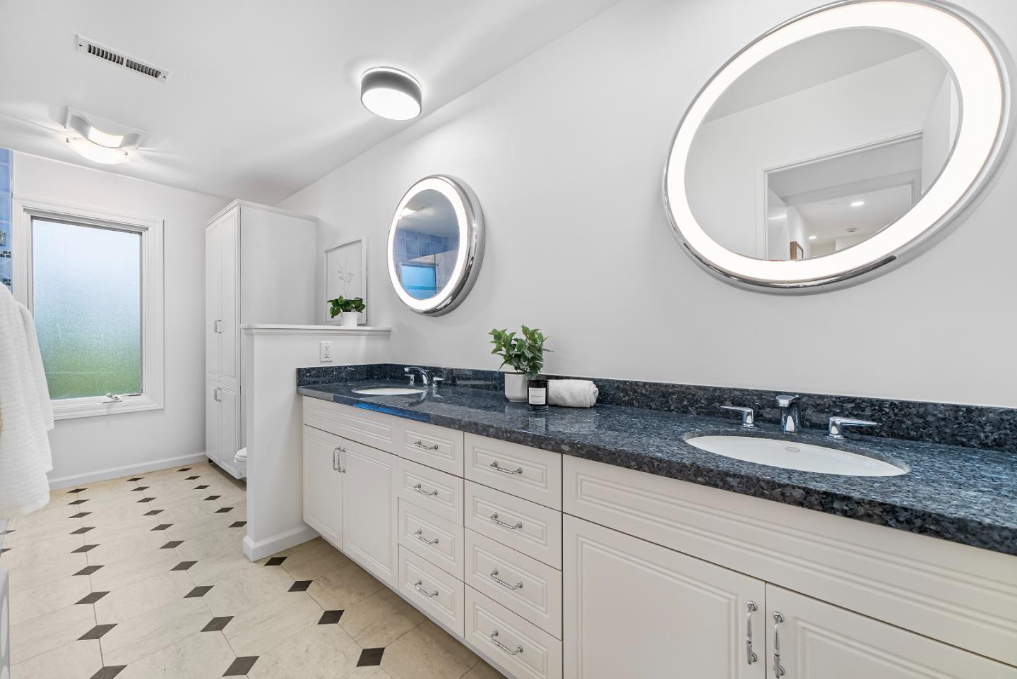 Detail Gallery Image 25 of 57 For 707 Santa Cruz Ln, Foster City,  CA 94404 - 3 Beds | 2/1 Baths