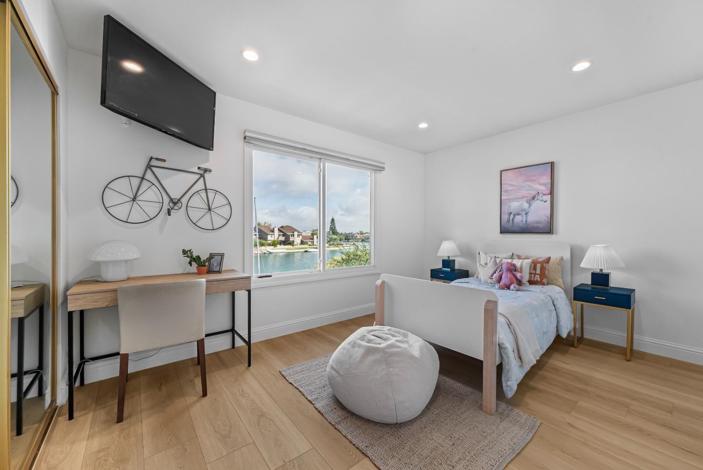Detail Gallery Image 32 of 57 For 707 Santa Cruz Ln, Foster City,  CA 94404 - 3 Beds | 2/1 Baths