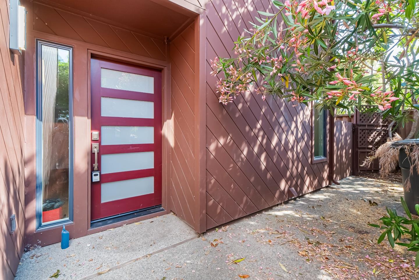 Detail Gallery Image 49 of 57 For 707 Santa Cruz Ln, Foster City,  CA 94404 - 3 Beds | 2/1 Baths