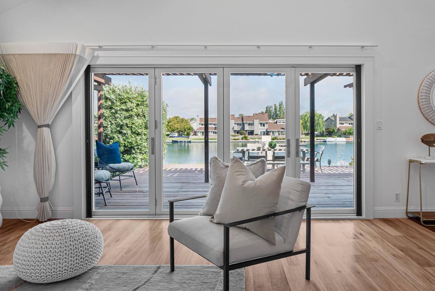 Detail Gallery Image 6 of 57 For 707 Santa Cruz Ln, Foster City,  CA 94404 - 3 Beds | 2/1 Baths