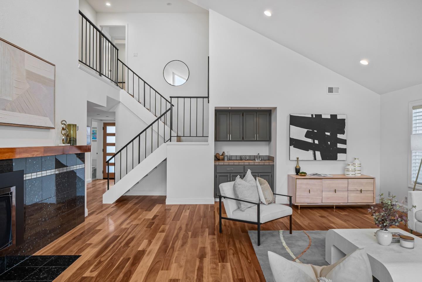 Detail Gallery Image 8 of 57 For 707 Santa Cruz Ln, Foster City,  CA 94404 - 3 Beds | 2/1 Baths