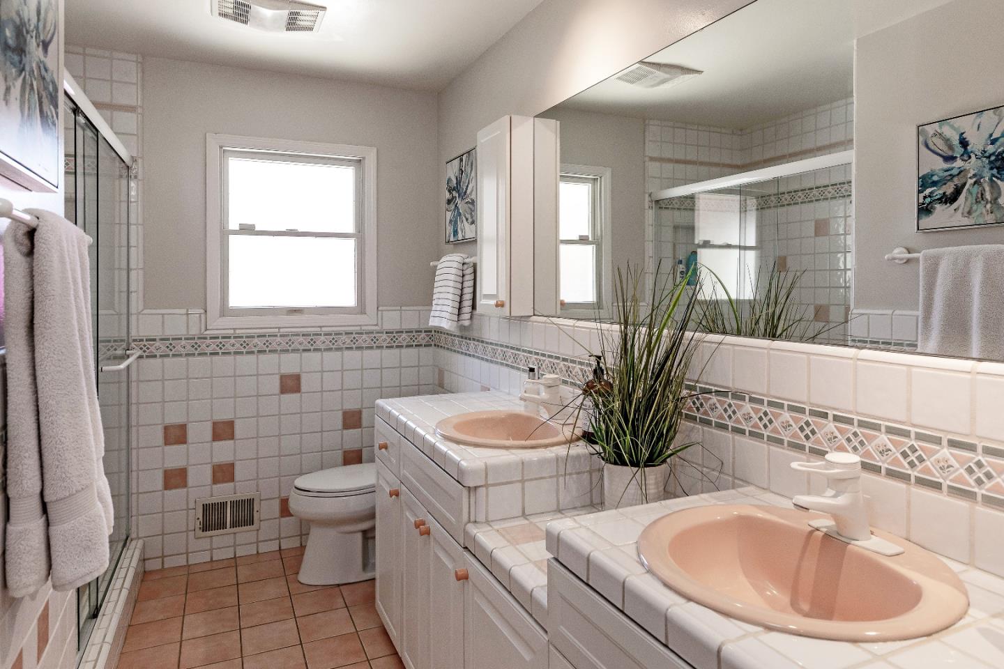 Detail Gallery Image 35 of 55 For 19740 Glen Brae Dr, Saratoga,  CA 95070 - 4 Beds | 2/1 Baths