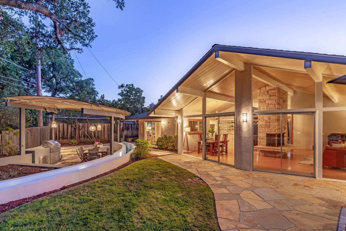 Detail Gallery Image 43 of 55 For 19740 Glen Brae Dr, Saratoga,  CA 95070 - 4 Beds | 2/1 Baths
