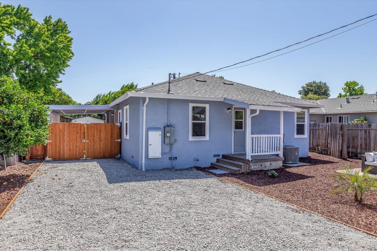 Detail Gallery Image 18 of 20 For 535 Menker, San Jose,  CA 95128 - 3 Beds | 1 Baths