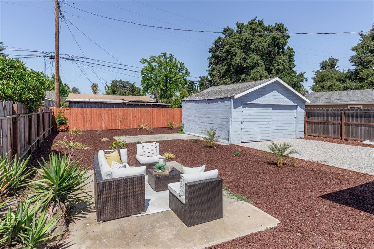 Detail Gallery Image 19 of 20 For 535 Menker, San Jose,  CA 95128 - 3 Beds | 1 Baths