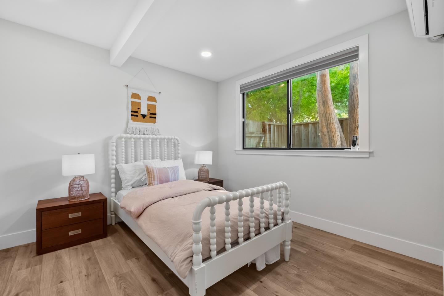 Detail Gallery Image 25 of 45 For 691 Dunholme Way, Sunnyvale,  CA 94087 - 4 Beds | 2/1 Baths