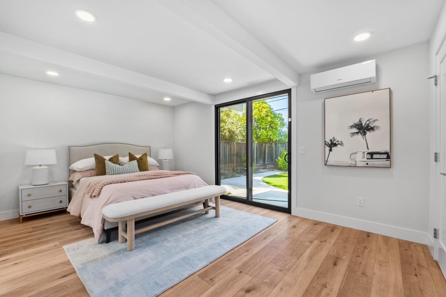 Detail Gallery Image 34 of 45 For 691 Dunholme Way, Sunnyvale,  CA 94087 - 4 Beds | 2/1 Baths