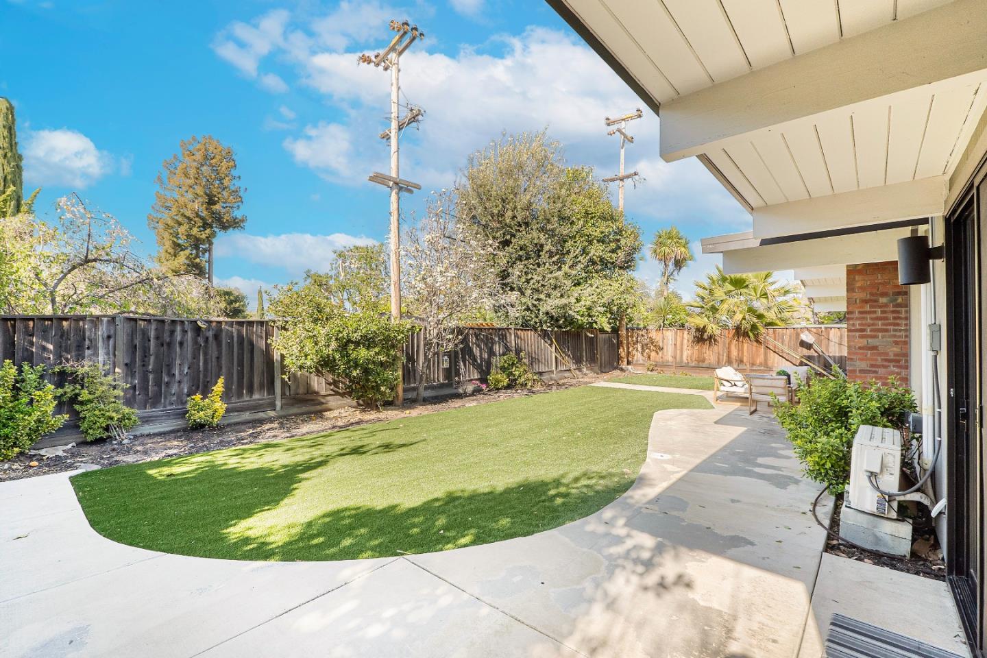 Detail Gallery Image 40 of 45 For 691 Dunholme Way, Sunnyvale,  CA 94087 - 4 Beds | 2/1 Baths