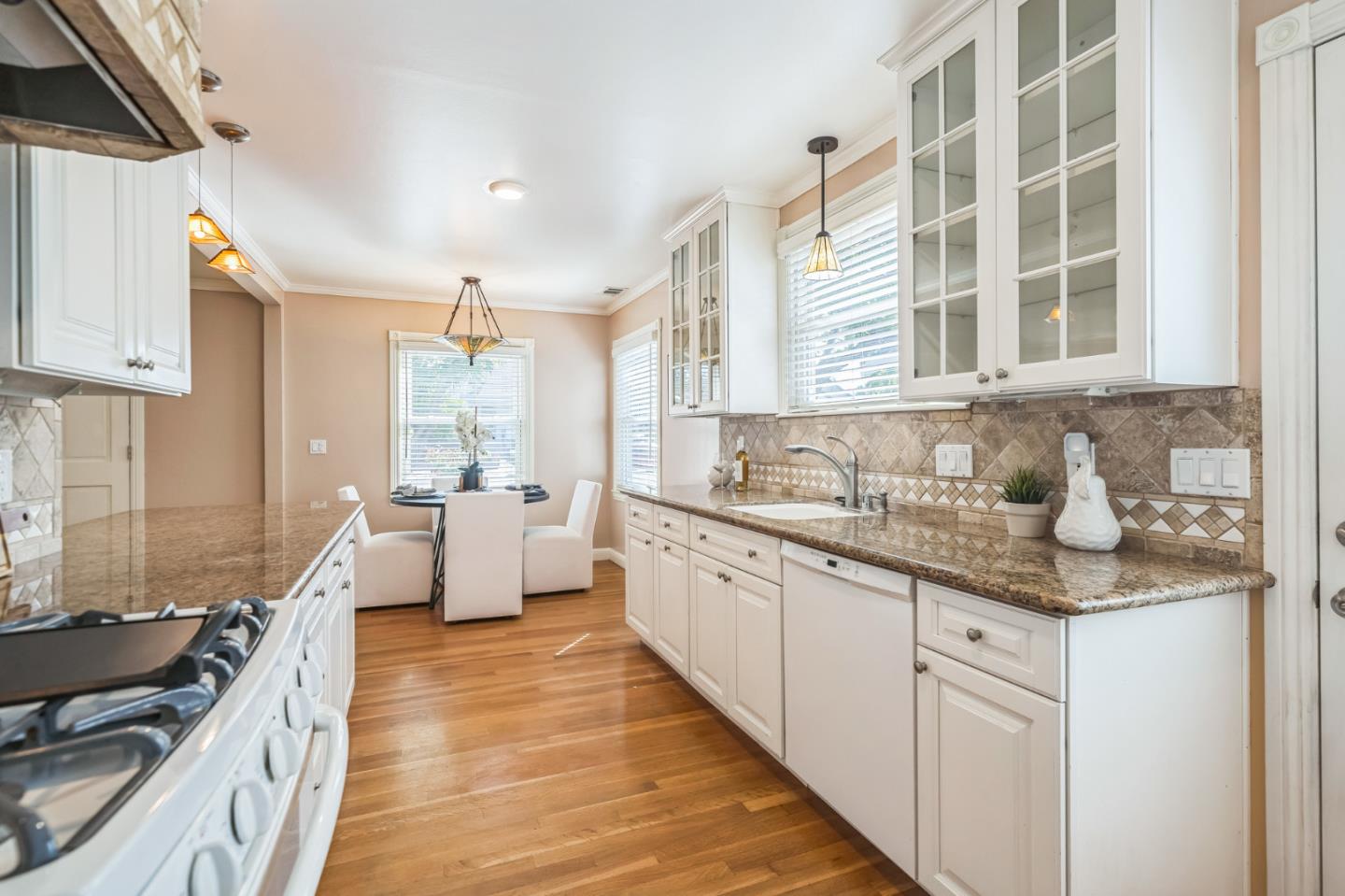 Detail Gallery Image 12 of 45 For 545 N 17th St, San Jose,  CA 95112 - 2 Beds | 2 Baths