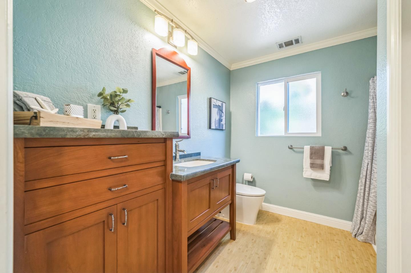 Detail Gallery Image 23 of 45 For 545 N 17th St, San Jose,  CA 95112 - 2 Beds | 2 Baths