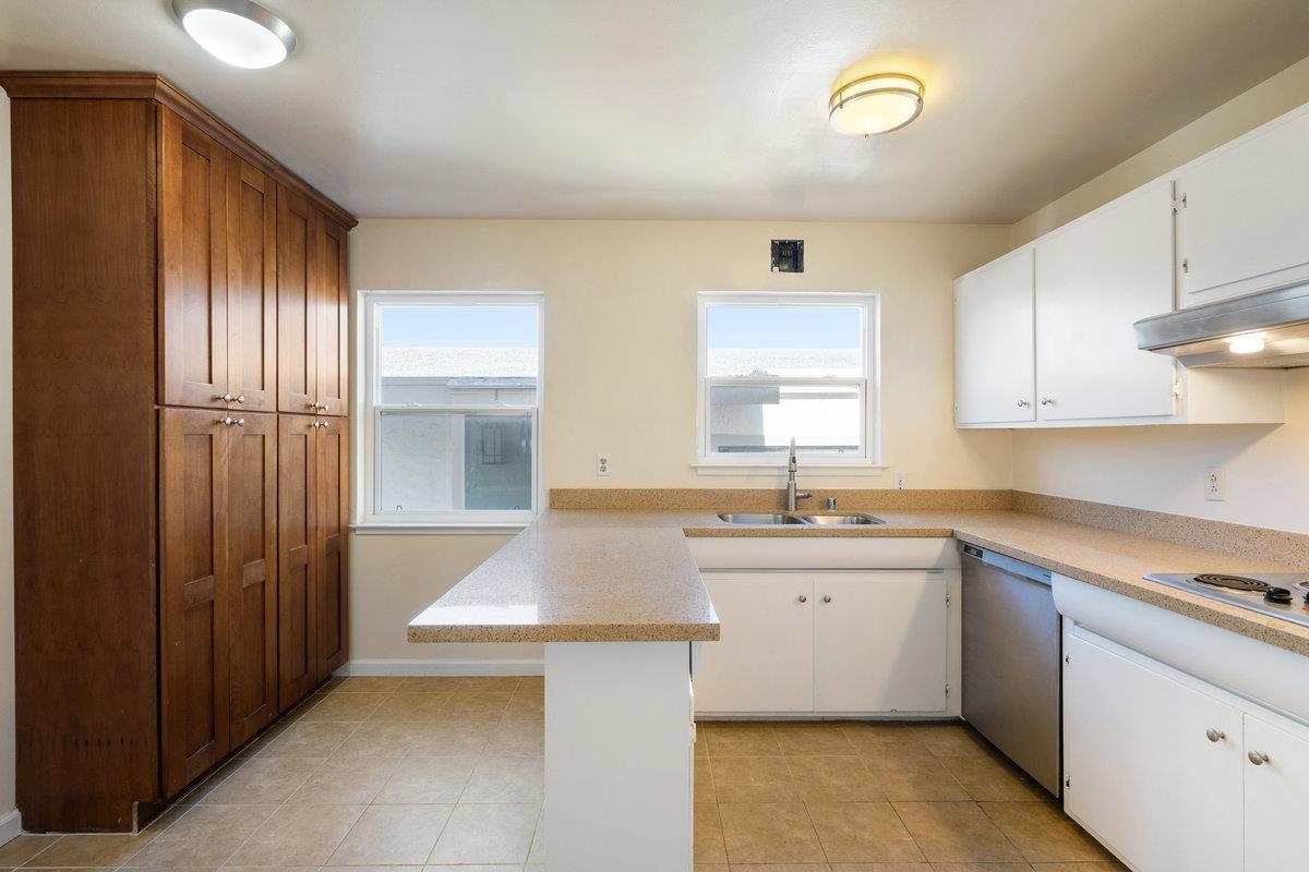 Detail Gallery Image 14 of 38 For 139 Santa Paula Dr, Daly City,  CA 94015 - 3 Beds | 2 Baths