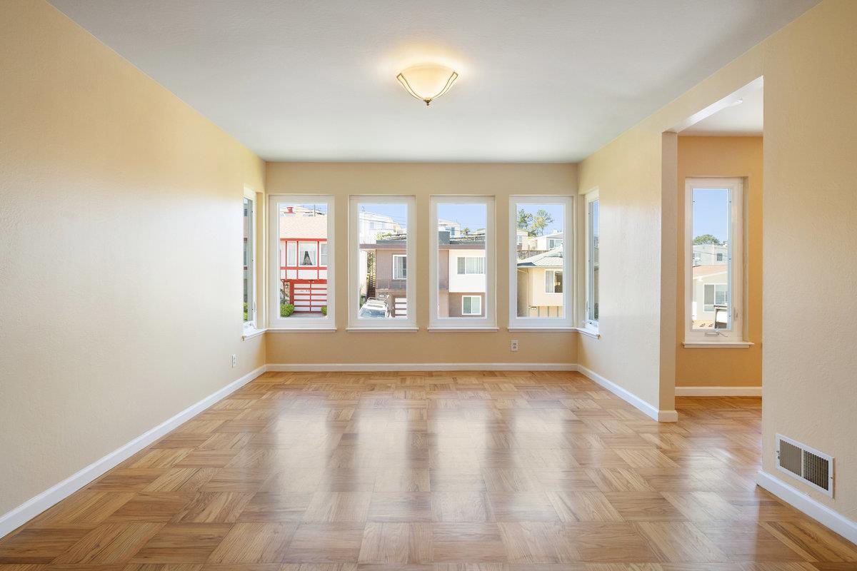 Detail Gallery Image 8 of 38 For 139 Santa Paula Dr, Daly City,  CA 94015 - 3 Beds | 2 Baths